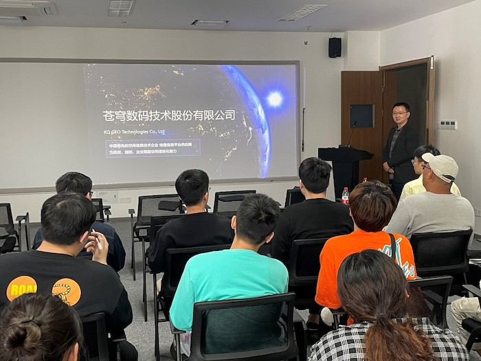 我系17级本科生专业实习01