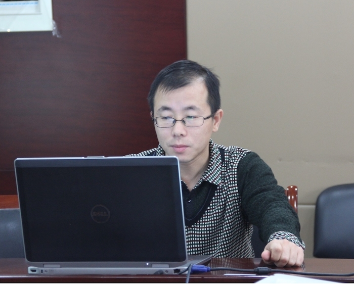 陈富龙研究员为我院师生作题为“雷达遥感考古与文化遗产保护”报告（一）