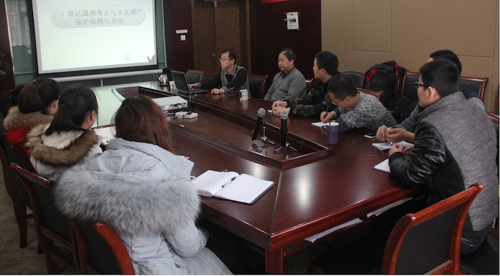 陈富龙研究员为我院师生作题为“雷达遥感考古与文化遗产保护”报告（二）